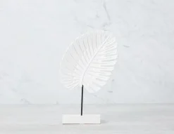 ARECA leaf sculpture 30 cm