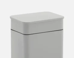 CIRRO pedal waste bin 30 l