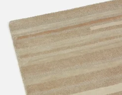 GISA hand-tufted rug 2.5'x8'