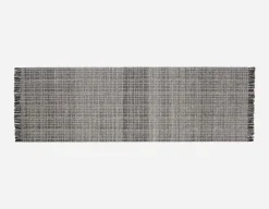 HISTOR hand-loom carpet 2.4' x 8'
