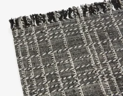 HISTOR hand-loom carpet 2.4' x 8'