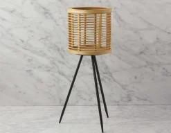 KENEL cache-pot en bois de pin et rotin avec support 61 cm