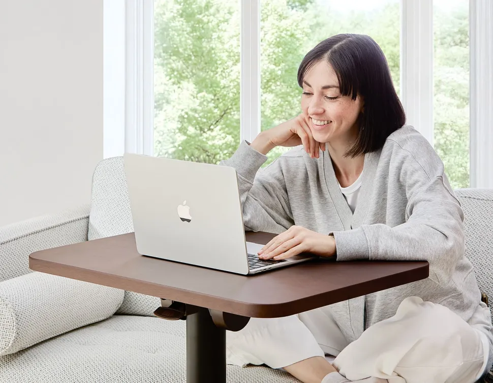 LILY adjustable portable desk