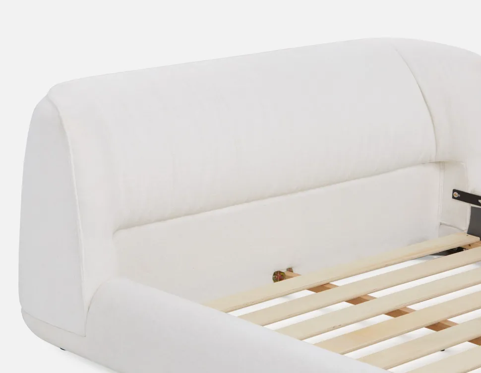 MAGRETA king size bed