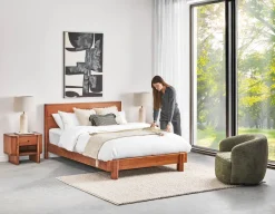 MUMBAI acacia wood queen size bed