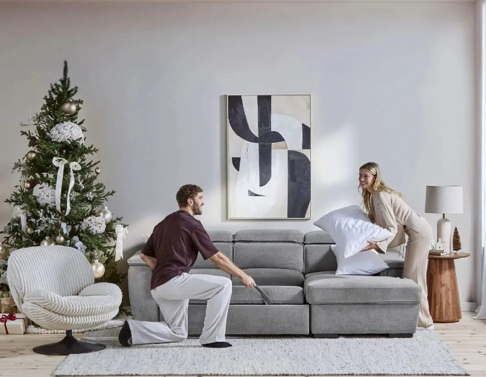ODETTE contemporary right-facing sectional sofa-bed with storage
