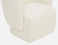 ROANNE accent chair