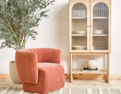 ROANNE accent chair