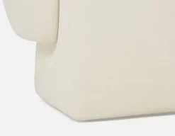 ROANNE accent chair