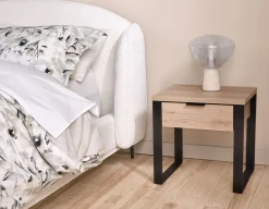 RYA end table