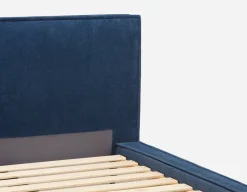 SORGUE upholstered queen size bed with storage