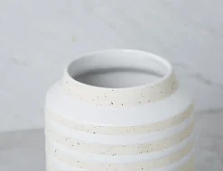 TIAN ceramic vase 21 cm