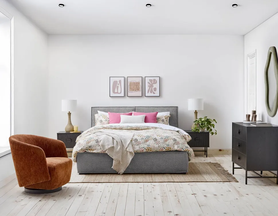 TONYA queen size bed with storage