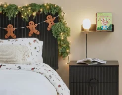 VARDO bedside floating shelf with lamp