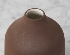 VAZO ceramic vase 23 cm