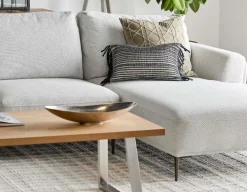 VICTOR contemporary right-facing sectional sofa