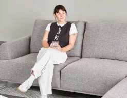 VICTOR contemporary right-facing sectional sofa