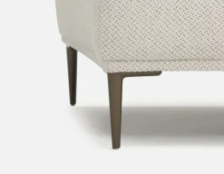 VICTOR contemporary right-facing sectional sofa