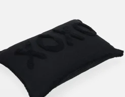 XOXO cushion 30 cm x 45 cm